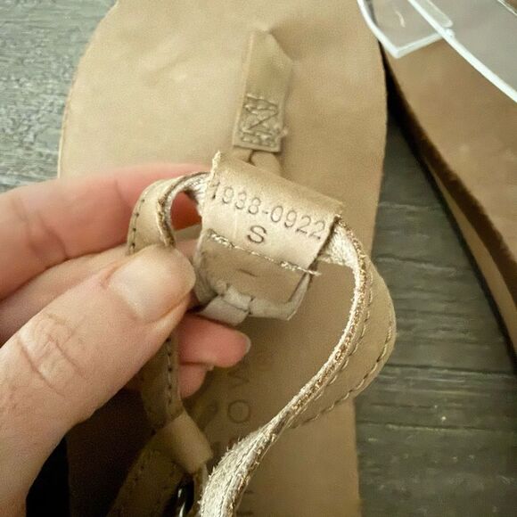 Rainbow T Street Braided Strap Sandal in Tan Leather Size S (5.5-6.5) - Picture 7 of 8